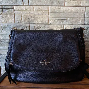 [ 새상품급 ] 케이트 스페이드 잭슨 스트릿 하린 블랙 가죽