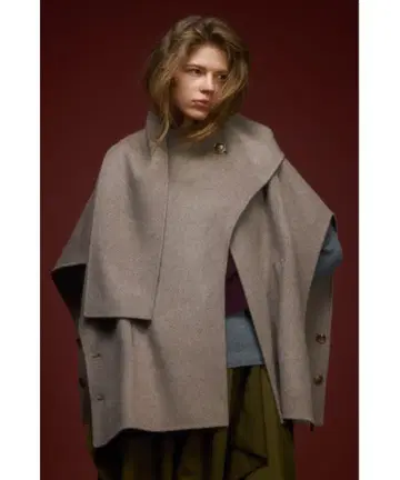 미사용 새상품 PLUS 스톨 리버 판초