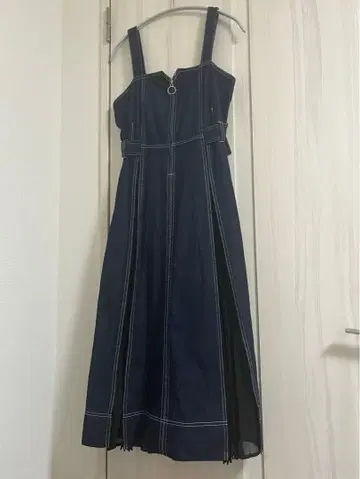 CPCM 프론트 ZIP 데님 점프스커트