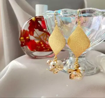 펄 플라워 x 골드 귀걸이/귀찌