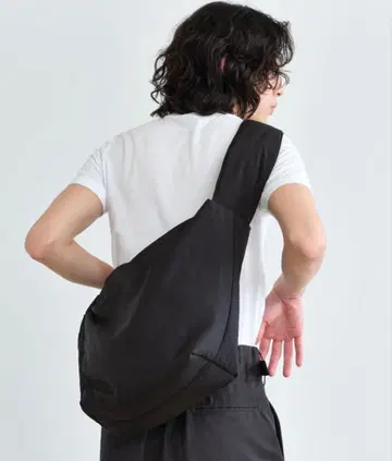 SINSS 나일론 개더 숄더백