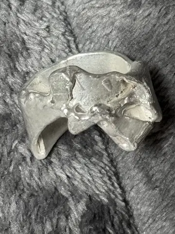 유카 이시카와 반지