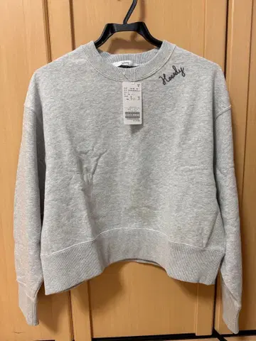 [ 새상품 ] 저널 스탠다드 레리움 자수 로고 맨투맨 그레이