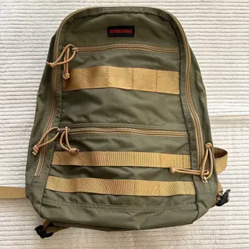BRIEFING 올리브색 백팩