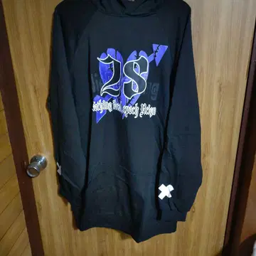 블랙 그래픽 프린트 후드티 NieR