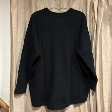 트래버유 매뉴얼 빈티지 기모 풀오버 블랙