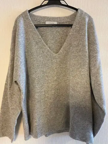 YONFA 그레이 V넥 니트 스웨터