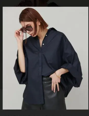 캘런솔로지 돌먼 슬리브 셔츠 네이비