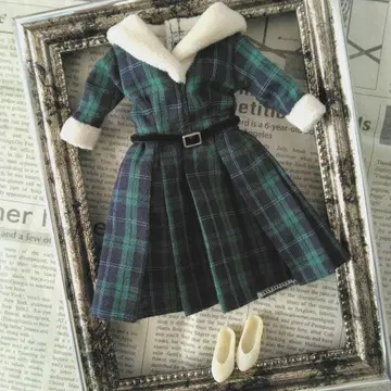 리카짱 캐슬 월간 드레스 색상 변경판 아웃핏