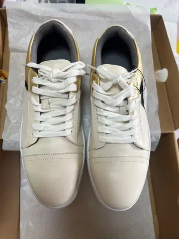 DANCE WITH DRAGON 신발 26.5