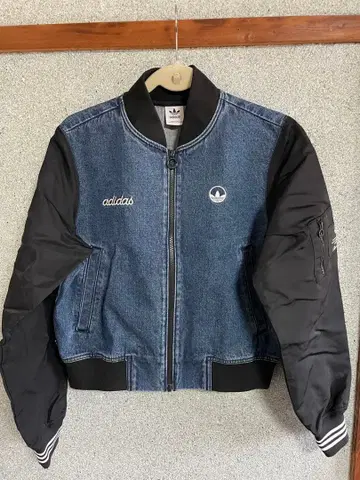 adidas 봄버 자켓 데님/블랙
