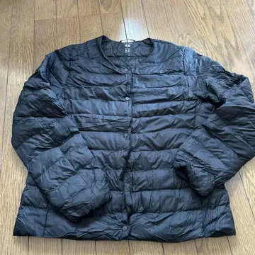 유니클로 PUFFTECH L 사이즈 다운 자켓