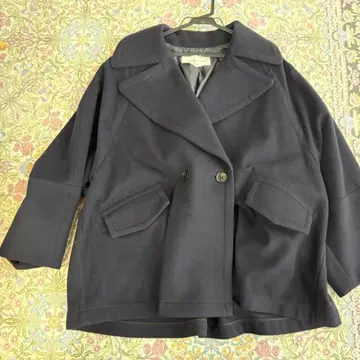 Audrey and John Wad 울 비버 빅 칼라 하프 코트