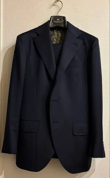 네이비 수트 시게아키 나 오이 구아벨로 원단