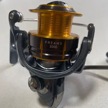 다이와 FREAMS 3000 스피닝 릴
