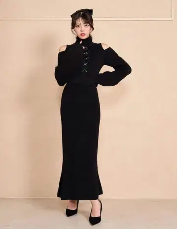 다리치 레이스업 케이블 니트 롱 원피스 블랙 Darich BLK