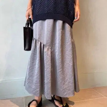 투모로우랜드 맥피 플레어 스커트 롱 스커트 블루 그레이