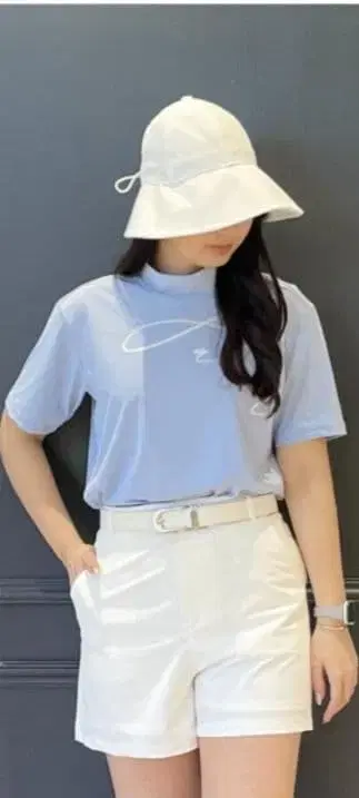 준앤로페 UV 세미 와이드 햇 화이트 (삼사에 코코로짱 사인 포함)