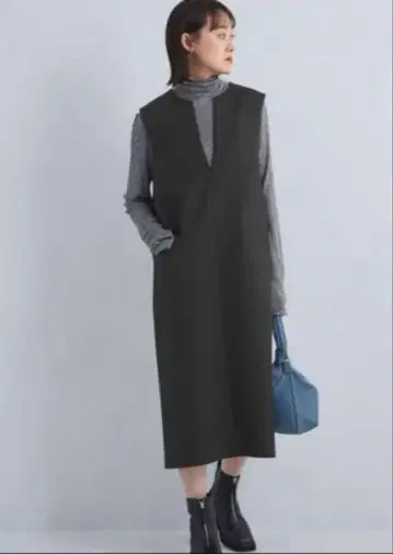 컨디션 최상 그린 라벨 릴랙싱 플루이드 키 넥 점프 스커트 손세탁 가능