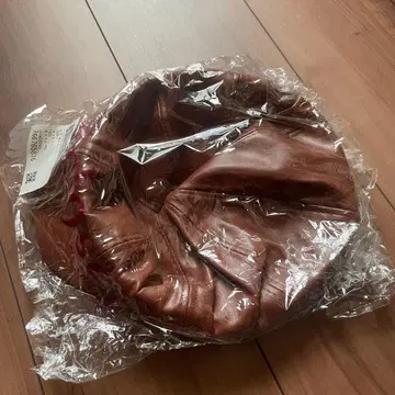 더블 클로젯 인조 가죽 헌팅 캡 새상품