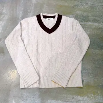 M16 엠식스티틴 케이블 니트 V넥 스웨터 M