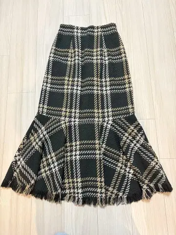 [ 새상품급 ] Mila Owen 체크 무늬 플레어 롱 스커트