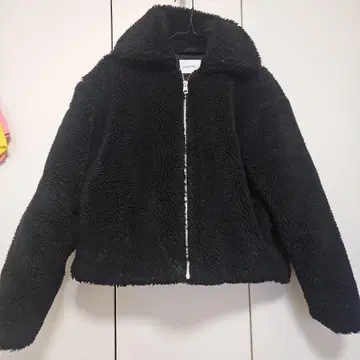 캘빈클라인 진 백 로고 쉘파 자켓 [ 블랙 ]