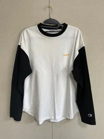 Champion 긴팔 티셔츠 MEDIUM 화이트/블랙