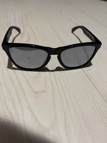 OAKLEY FROGSKINS