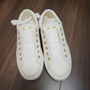 CONVERSE ALL STAR 화이트 스니커즈