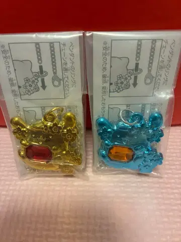 메루카리 택배 미사용 산리오 키라키라 펜던트 폼폼푸딩