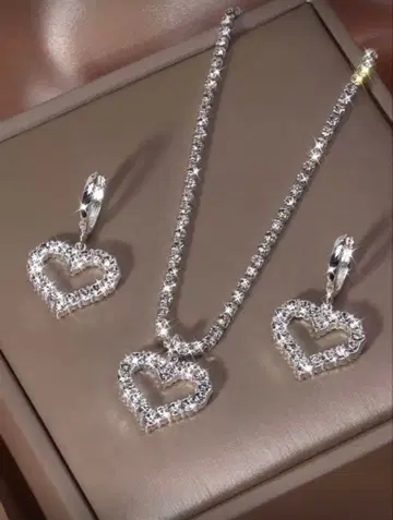 하트형 크리스탈 목걸이 & 귀찌 세트