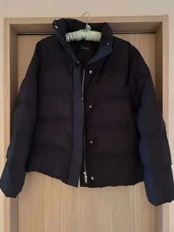 Rosso 블랙 다운 자켓 숏 기장