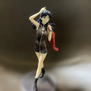 에반게리온 카츠라기 미사토 피규어