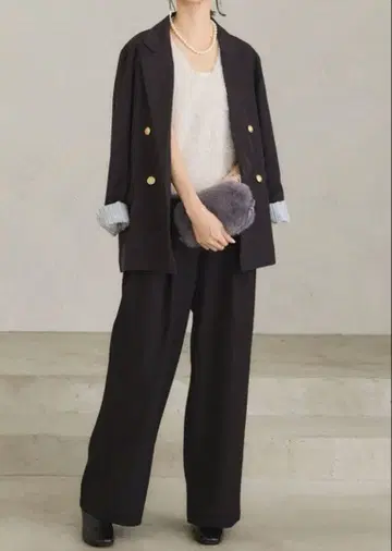 manera 샤기 베스트 + 테일러드 자켓 + 턱 입 스트레이트 팬츠