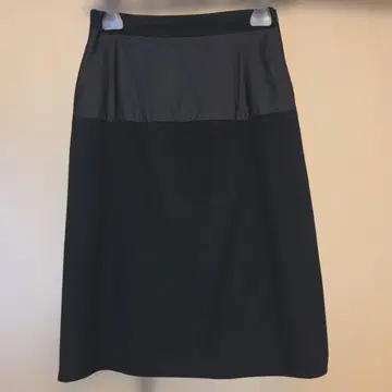 폴카 블랙 울 스커트