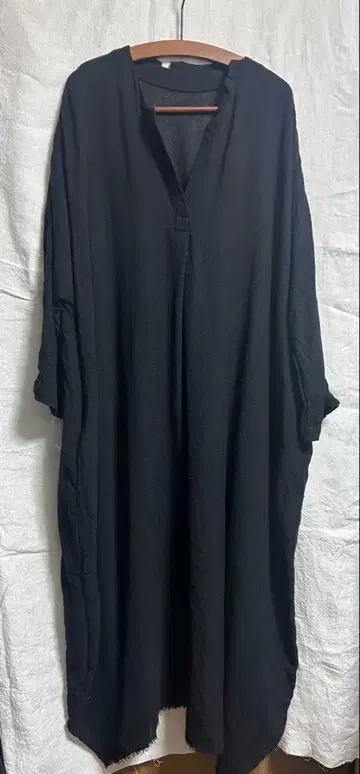 danielagregis 다니엘라 그레지스 울 롱 원피스 블랙 컬러