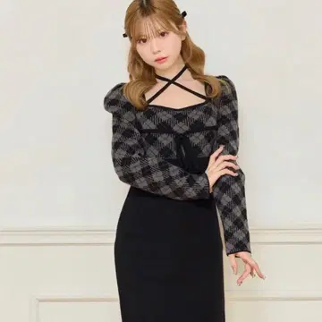 apres jour 크로스 리본 니트 미니 원피스 차콜 그레이