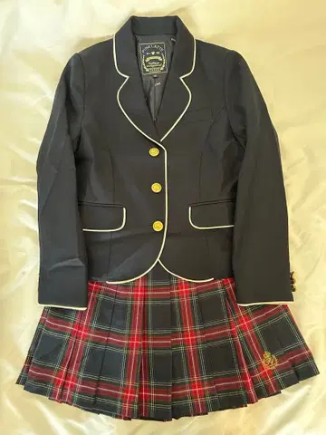 PINK-latte 네이비 블레이저와 체크 무늬 스커트 세트