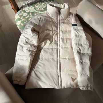 AIGLE 아이보리 다운 자켓 M 사이즈