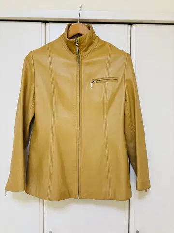 베이지 라이더 가죽 자켓