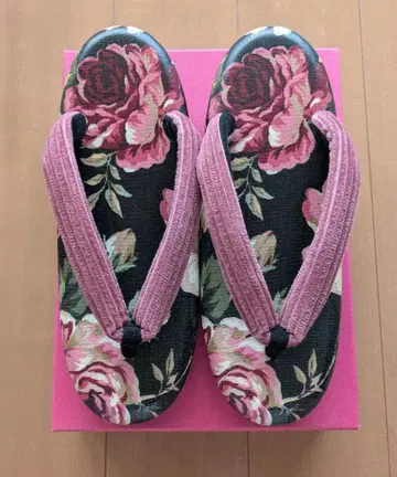 haru 조리 장미 패턴