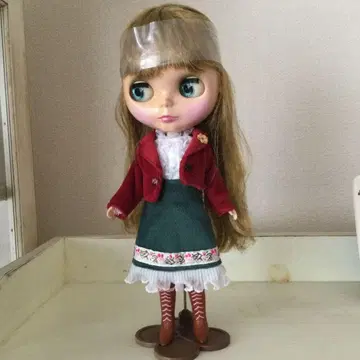 네오 브라이스 테일러 깁슨