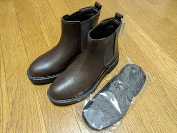 새상품 라쿠라쿠 사이드 고어 부츠 studio CLIP 브라운