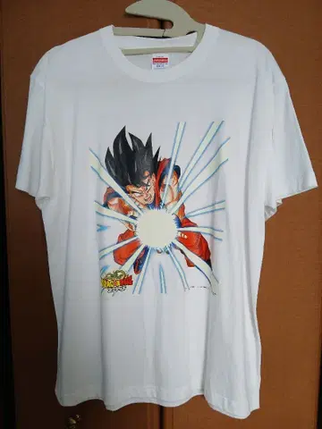 스크래치 복권 당선품 한정판 손오공 에네르기파 드래곤볼 T셔츠 빛나는