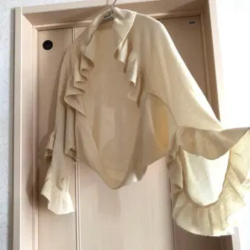 새상품급 FURLA 훌라 캐시미어 100% 볼레로 가디건