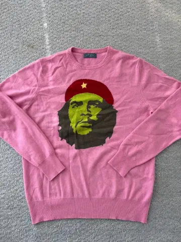 HOBBS 캐시미어 스웨터 체 게바라 디자인 핑크