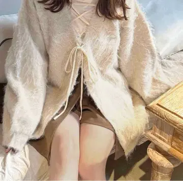 [ apres jour clair ] 샤기 레이스업 니트 가디건