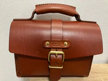 헤르츠 콜라주 백