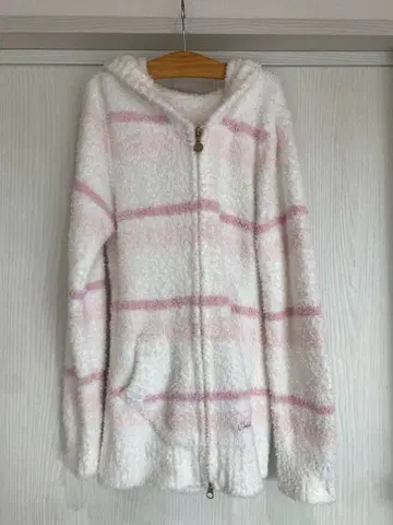 젤라또피케 후드 부착 룸웨어